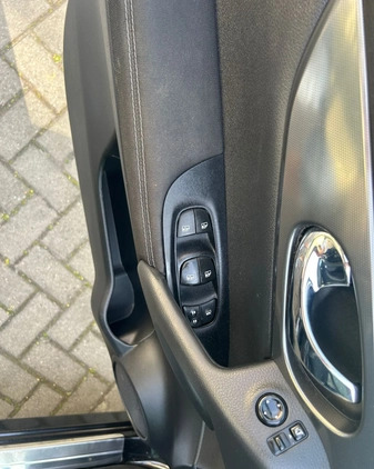 Nissan Qashqai cena 66500 przebieg: 32924, rok produkcji 2017 z Prudnik małe 254
